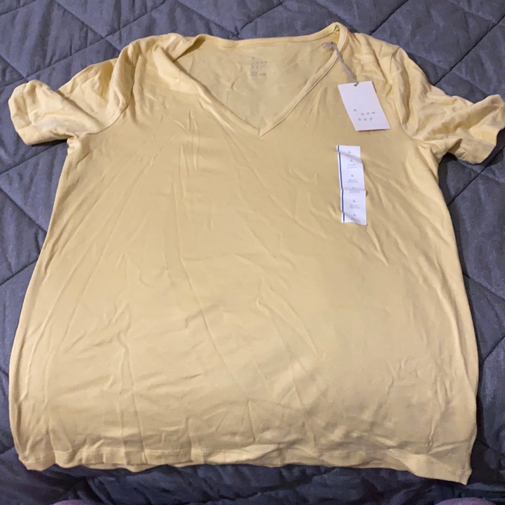 A new day top new with tag